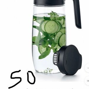 Tupperware Black Infuser Pitcher